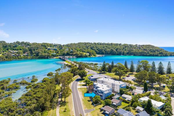 Unit 9, Boardwalk Apartments - Narooma