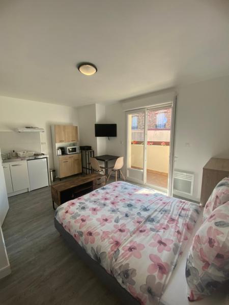 Na fotografii je vidět objekt Chitwan Home nacházející se ve městě Palaiseau.