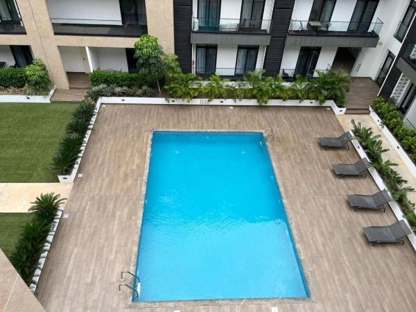 Embassy Gardens Upscale D-Plus Apartments, Cantonments