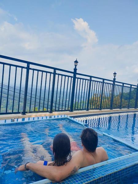 På billedet ses objektet Hotel Sky Gate kandy beliggende i byen Kandy.