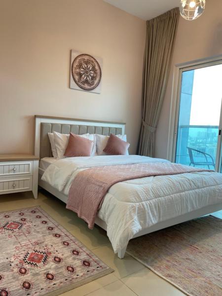 Na fotografii je vidět objekt One bedroom new brand in ajman nacházející se ve městě Adžmán.