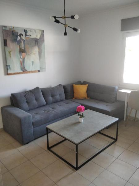 Glyfada First Center, Atenas