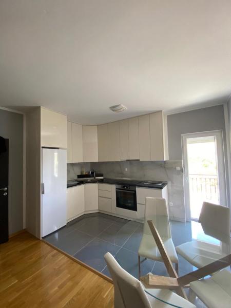 På bilden syns objektet Apartman Jana som ligger i staden Župa.