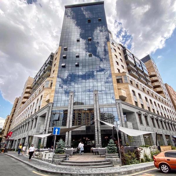 Modern Stylish 1 bedroom Apartment by Republic Square, Middle of City CENTER, Ереван
