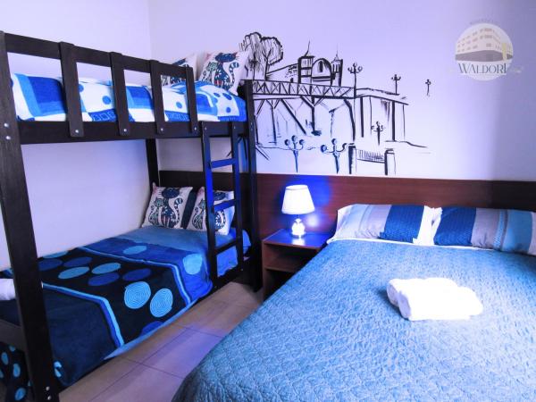 A la foto es mostra l'objecte Residencial Waldorf situat a la ciutat de Lima.