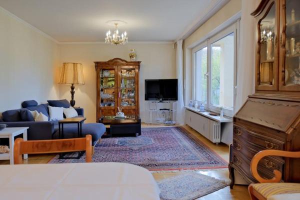 A la foto es mostra l'objecte GLC Gauting Living Comfortable 100 situat a la ciutat de Gauting.