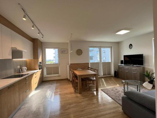 Na zdjęciu widoczny jest obiekt Apartament U Wujka Żukowo położony w mieście Czaple.