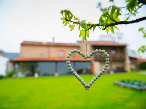Foto 5: La Ermita de Deva