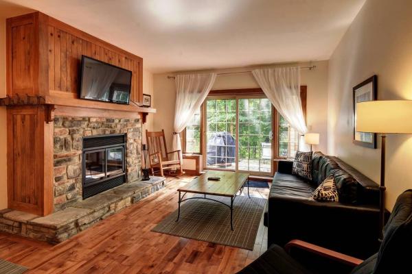 Cozy Condo - Ski-in/out - Fireplace - In Nature - Mont-Tremblant