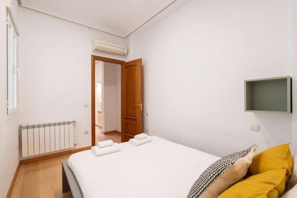 Φωτογραφία 7: Flat in Barrio de las Letras / Cervantes20
