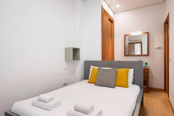 Φωτογραφία 8: Flat in Barrio de las Letras / Cervantes20