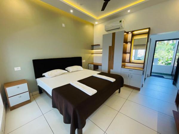 Garden Bay Resort - Varkala