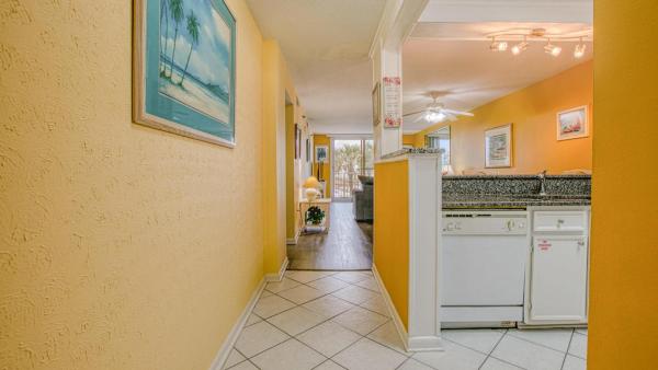 A la foto es mostra l'objecte Destin on the Gulf 201 - Beach Front Property situat a la ciutat de Destin.