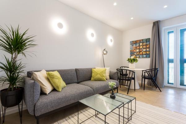 The photo shows the Top Floor Luxury Suite located in the city of Split.