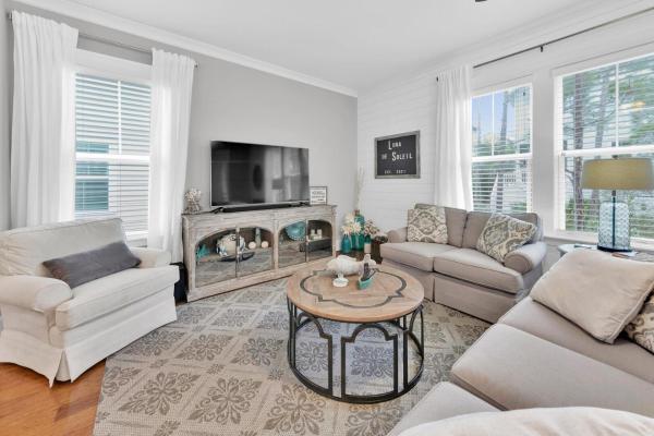 Luna De Soleil - 30a Highland Parks 3bd 2 And A Half Baths, Golf Cart And Dogs Allowed With Fee - Santa Rosa Beach, FL