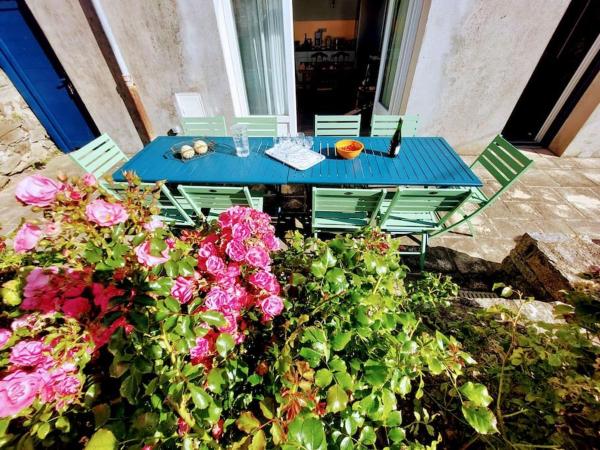 A la foto es mostra l'objecte Maison familiale bord de mer situat a la ciutat de Douarnenez.