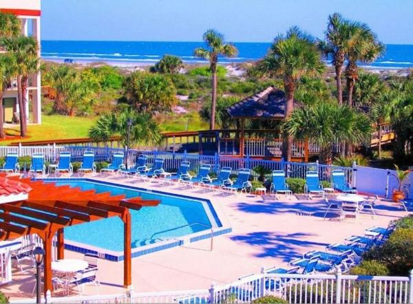 På bildet vises objektet Oasis 21 Oceanfront with Pool som ligger i byen St. Augustine.