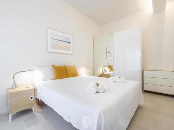 A la foto es mostra l'objecte Sleek City Oasis situat a la ciutat de Cagliari.