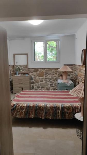 Na foto é possível ver o objeto Ανακαινισμένο Διαμέρισμα localizado na cidade de Chios.