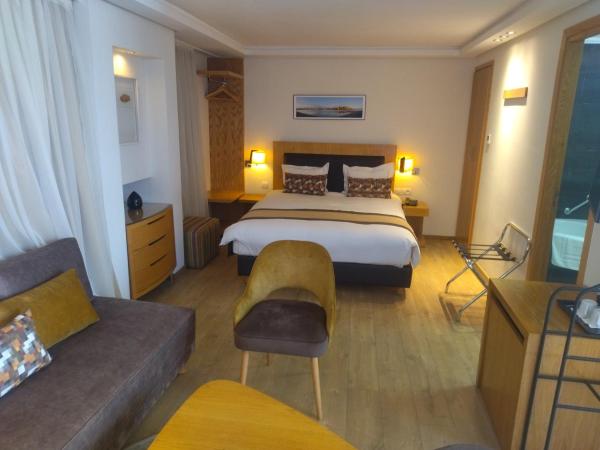 På billedet ses objektet Le Pietri Urban Hotel beliggende i byen Rabat.