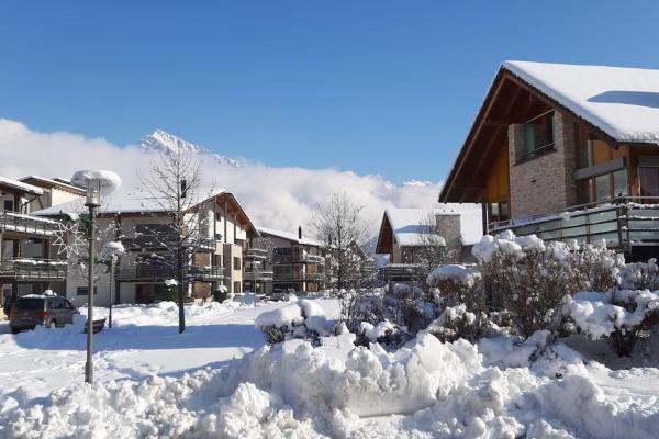 Na zdjęciu widoczny jest obiekt Wonderful holiday home with cablecar to ski area położony w mieście Mols.