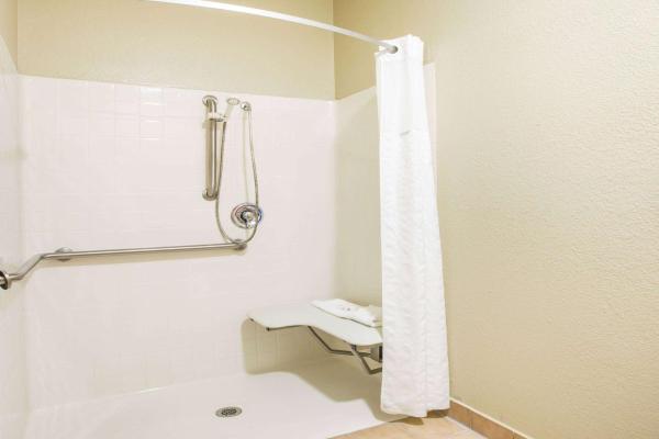 Foto 6: Super 8 by Wyndham Port Arthur/Nederland Area