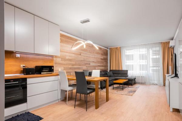Kuvassa näkyy kohde Urban Elegance at Its Finest Stylish 1-BD Flat by Flat Mаnager, joka sijaitsee kaupungissa Sofia.