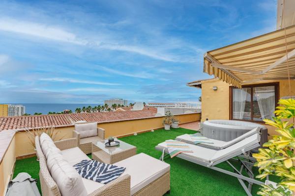 Nella foto è visibile l'oggetto Sea View Penthouse Eden - Costa Adeje situato nella città di Adeje.