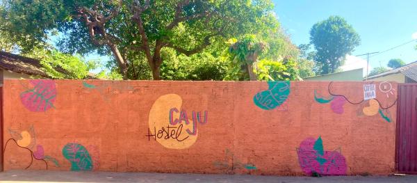 Na zdjęciu widoczny jest obiekt Caju Hostel położony w mieście Alter do Chao.