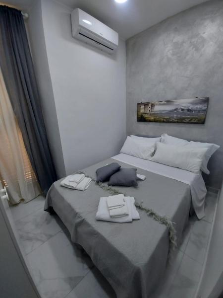 Syria house, Napoli