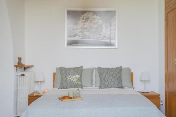 Фотография 8: Simons Apartment with Amazing View by Rent All Como