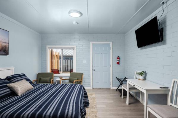 Foto 1: Cottages at Rockaway Beach Suite #4