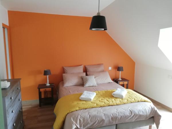 Op de foto is het object Chambres d'Hôtes des Hirondelles te zien, gelegen in de stad Trégon.