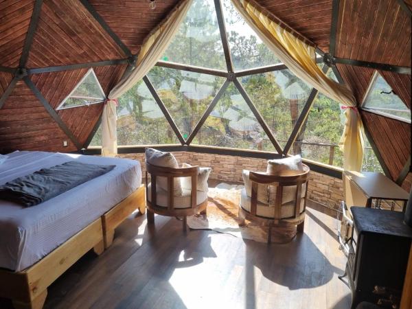 På bilden syns objektet Glamping Town som ligger i staden Llano Grande.