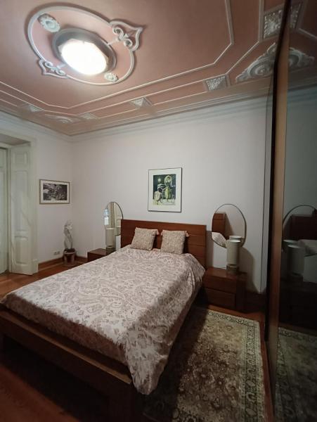 Apartment In Centre Of Lisbon Near Gulbenkien Garden - Lisboa