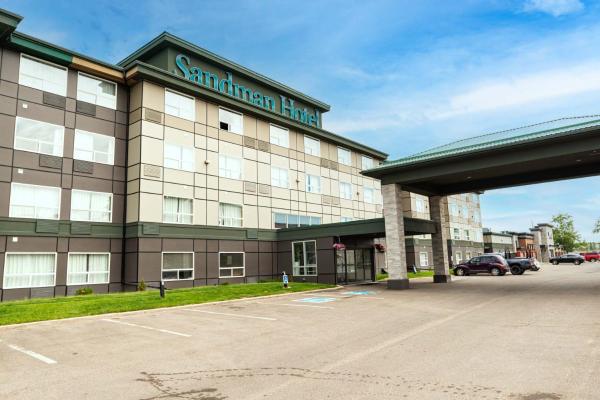 La photo montre l'objet Sandman Hotel Red Deer situé dans la ville de Red Deer.