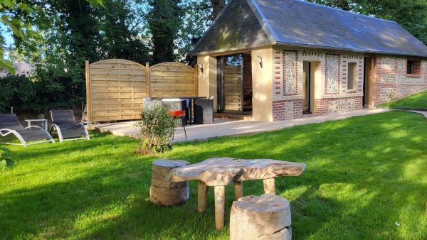 A la foto es mostra l'objecte Maison en Normandie