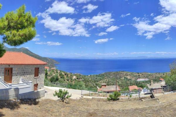 La photo montre l'objet Κατοικία Πανόραμα, Πραγματευτή Λεωνιδίου, Τ.Κ.22300 situé dans la ville de Sampatiki.
