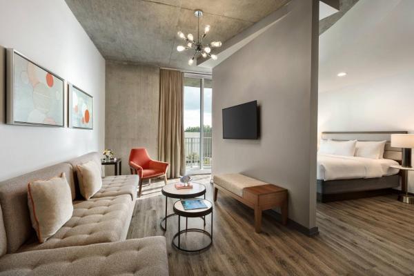 På billedet ses objektet Twelve Midtown, Autograph Collection beliggende i byen Atlanta.