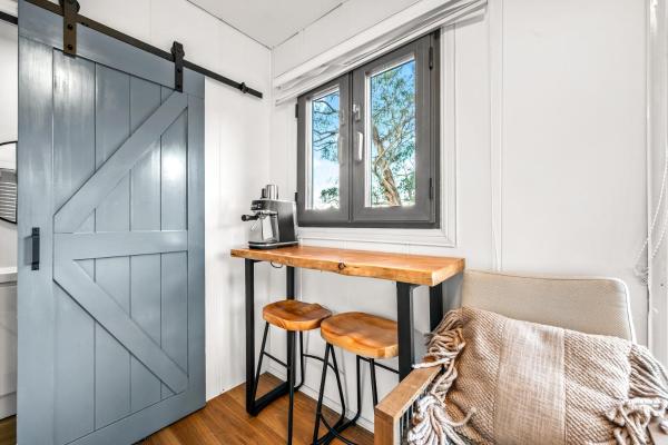 Tiny Home - Redbirdの写真4