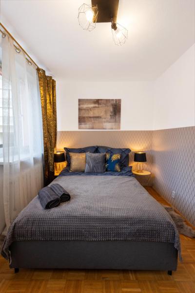 Na zdjęciu widoczny jest obiekt ClickTheFlat Bellottiego Apart Rooms położony w mieście Warszawa.