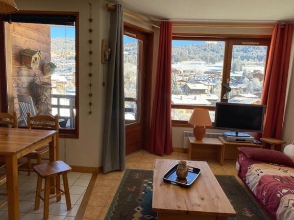 A la foto es mostra l'objecte Studio cosy avec parking privatif aux Gets - FR-1-671-5 situat a la ciutat de Les Gets.