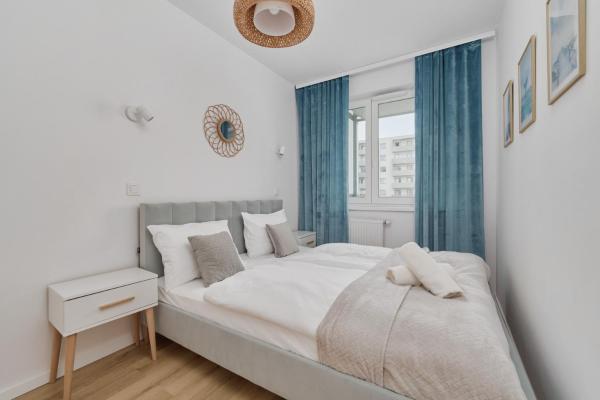 A la foto es mostra l'objecte Blue Sky Apartment with Parking & Balcony by Noclegi Renters situat a la ciutat de Wrocław.