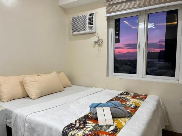 På bilden syns objektet Staycation Condotel Room To Stay som ligger i staden Manila.