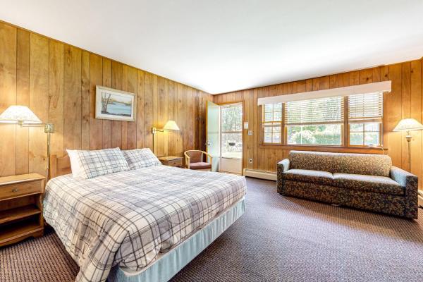 Na zdjęciu widoczny jest obiekt King Birch Lake Home, Unit 6 położony w mieście Alton.