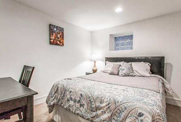 Fotografie 5: Spacious & Stylish Home at the heart of Wicker Park