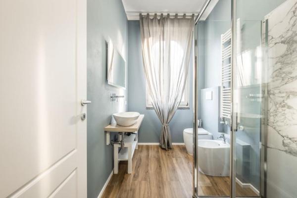 A la foto es mostra l'objecte Cucchiari Suite 7B situat a la ciutat de Mòdena.