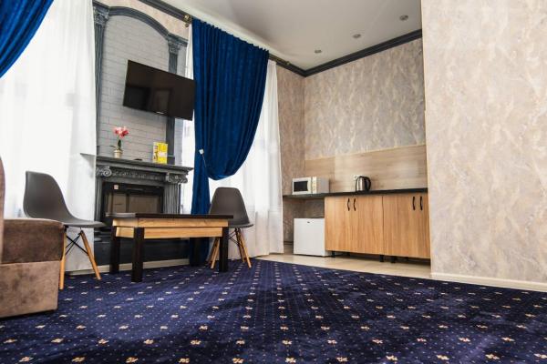 På bildet vises objektet Hotel UNENEGE som ligger i byen Nizhyn.