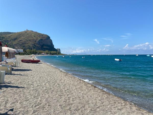 A la foto es mostra l'objecte Casa Vacanze - Oliveri - Sicilia situat a la ciutat de Oliveri.