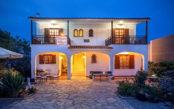 På billedet ses objektet Villa Diamanti beliggende i byen Monemvasia.